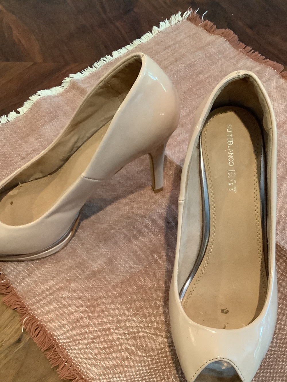 Suit & Blanco Nude Patent Peep-Toe Pumps